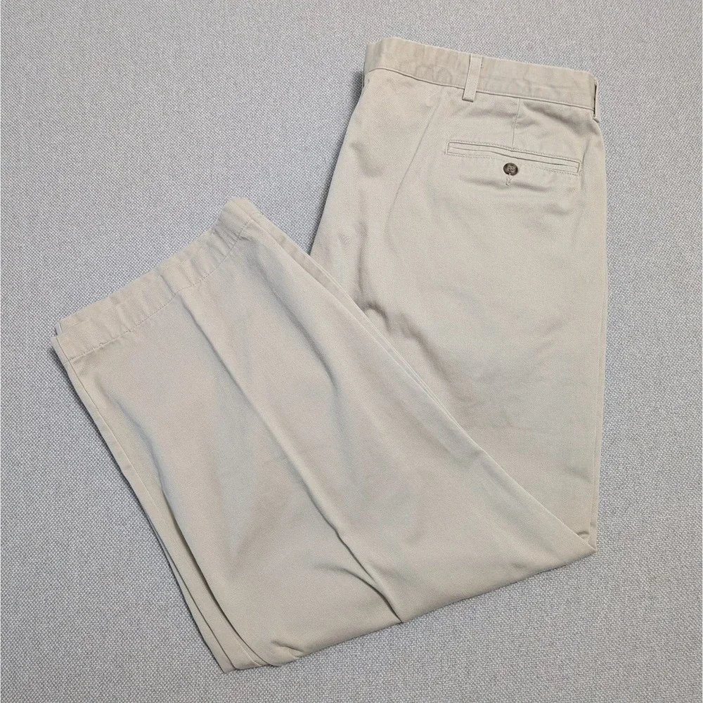 LL Bean Pants Men's Khaki 44x30 Double L Pleated Cotton Chinos Natural Fit